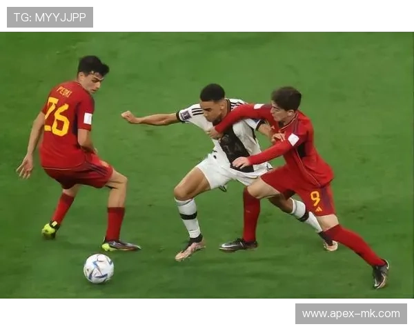 穆西亚拉与贝林厄姆对决:新一代中场双雄谁更胜一筹? 穆西亚拉与贝林厄姆对决:新一代中场双雄谁更胜一筹?